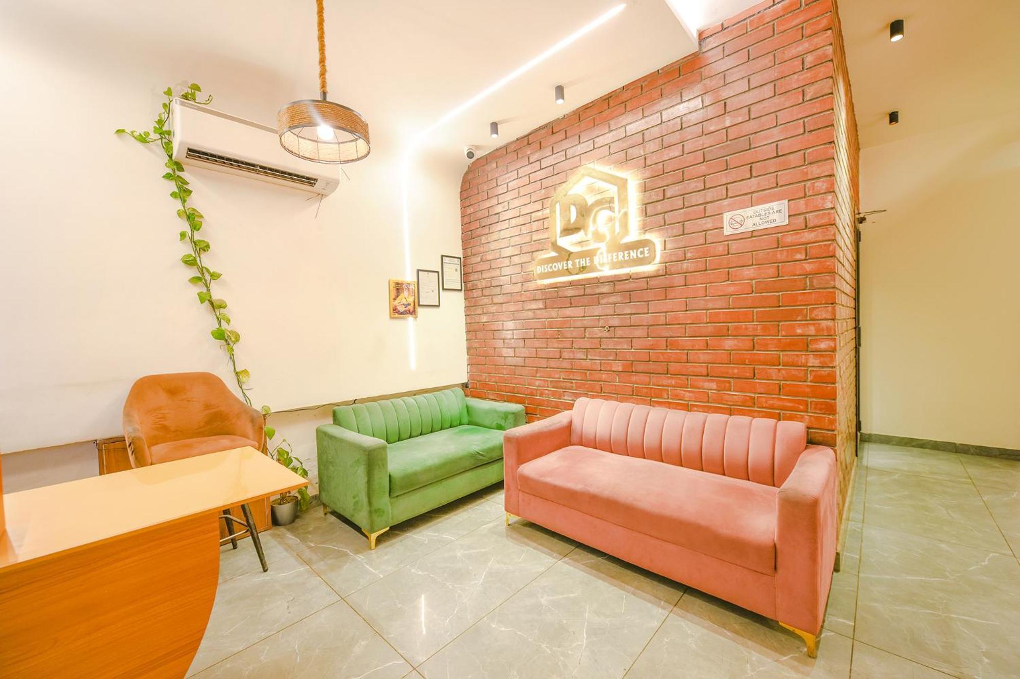 Fabhotel Dc Premium Zirakpur Екстериор снимка